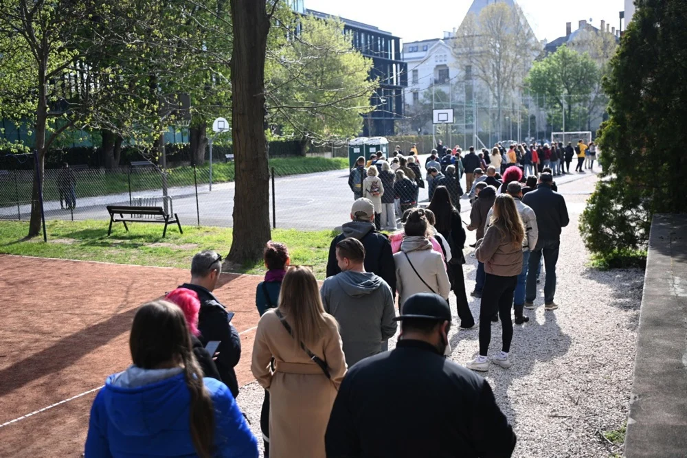 Избори во Унгарија: Повеќе од 54 проценти од гласачите гласаа до 13 часот