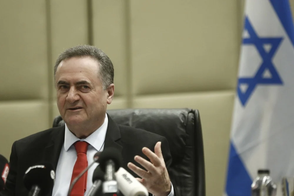 Израелскиот министер за одбрана: Шефот на Хезболах ќе плати со својата глава