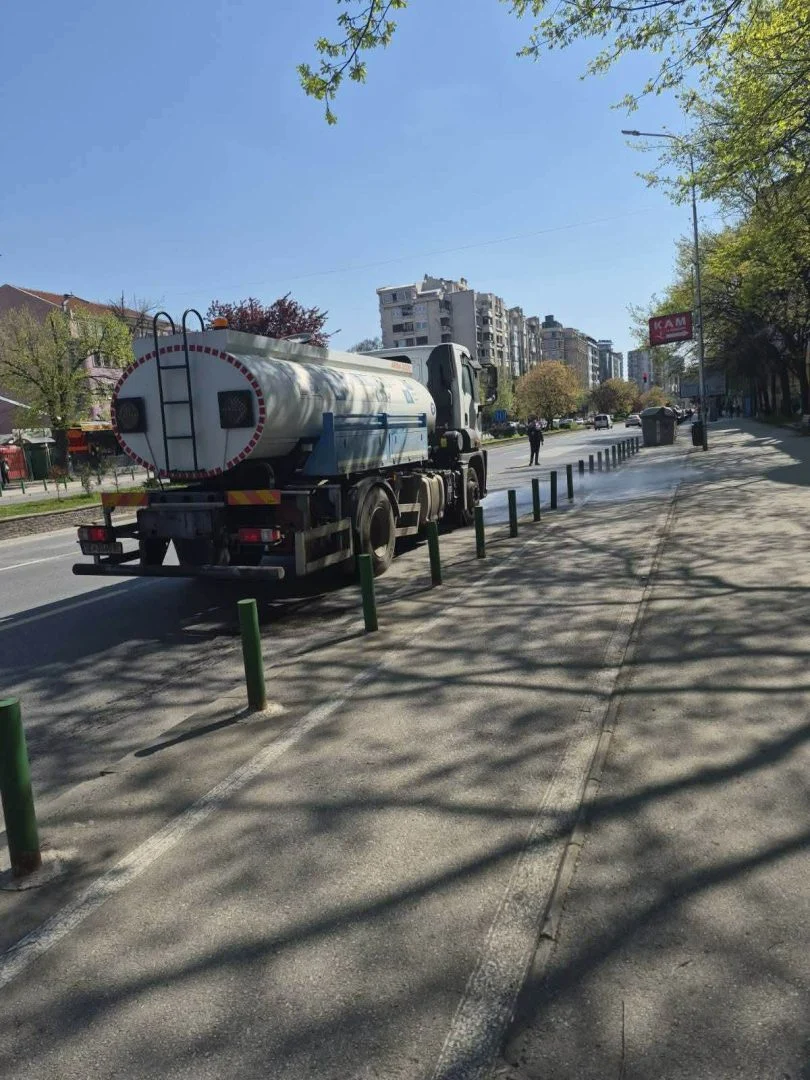 Комунална хигиена-Скопје: Во текот на март се отстранети 𝟤𝟥𝟣𝟧 кубни метри отпад од диви депонии