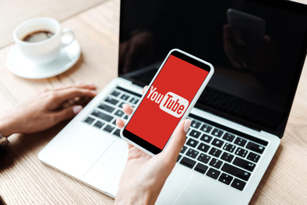 Крај на здодевните видеа: YouTube го претставува копчето што сите го чекавме