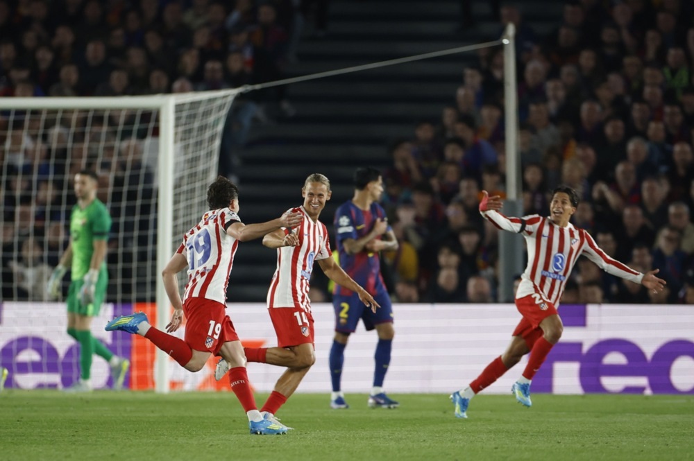 Ливерпул бара чудо против ПСЖ, Атлетико брани голема предост против Барселона