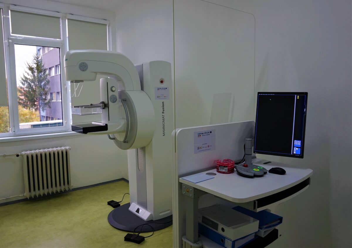 Мамографот во Штип во дефект: Пациентките ќе се снимаат во Кочани, резултатите ќе ги чита штипскиот тим