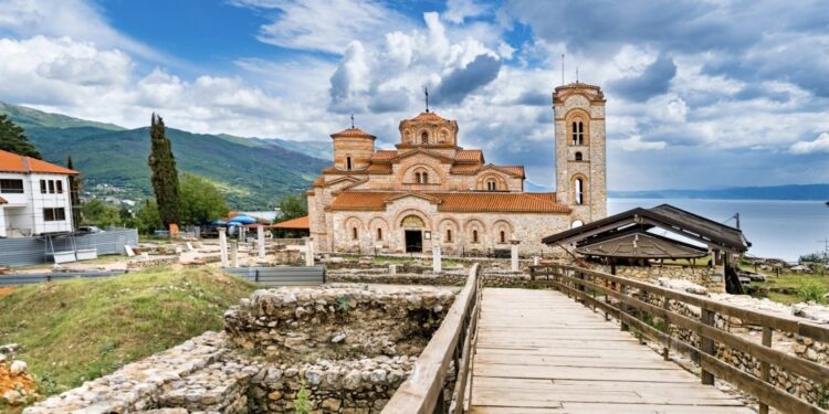 Митрополит Георги: Плаошник треба повторно да стане духовен центар на Македонија