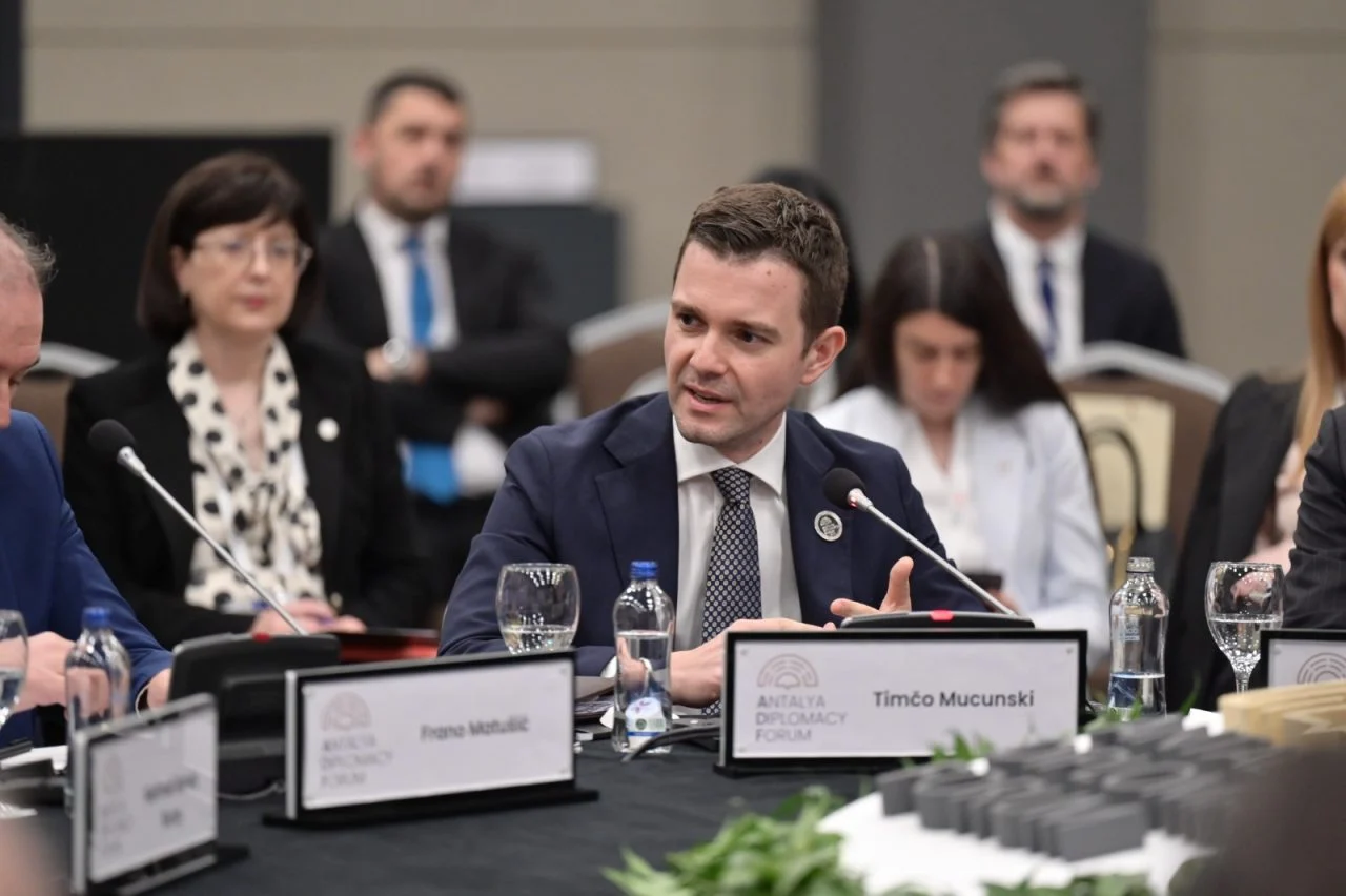 Муцунски од Анталија: Европската перспектива и регионот во фокус на интензивни дипломатски средби