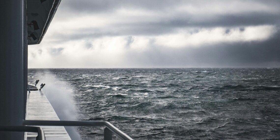 Научници предлагаат подводен ѕид меѓу Америка и Русија: предупредуваат дека Европа ја чека хаос ако не се реагира