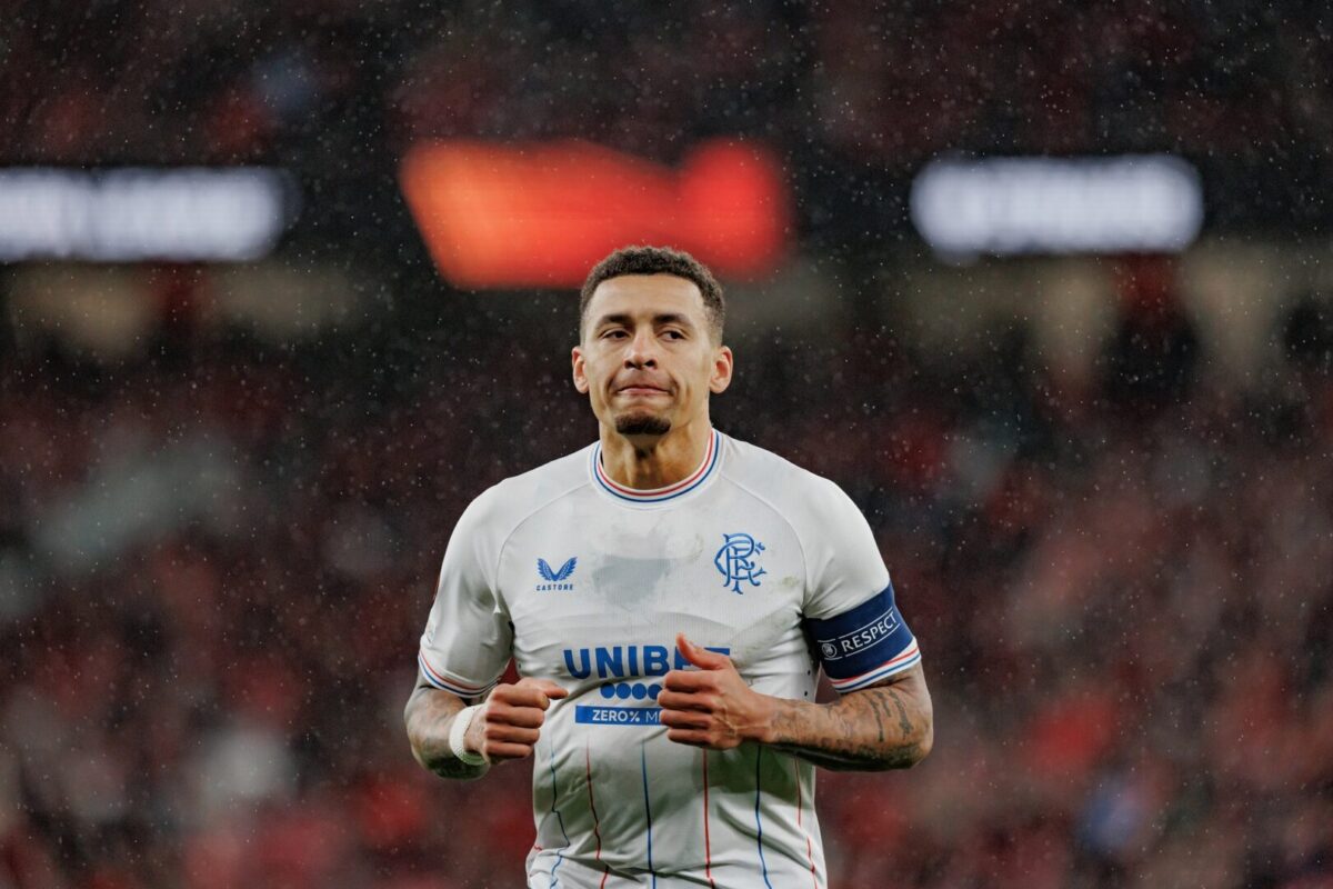 Најефикасниот дефанзивец во историјата на британскиот фудбал ќе го напушти „Ајброкс“