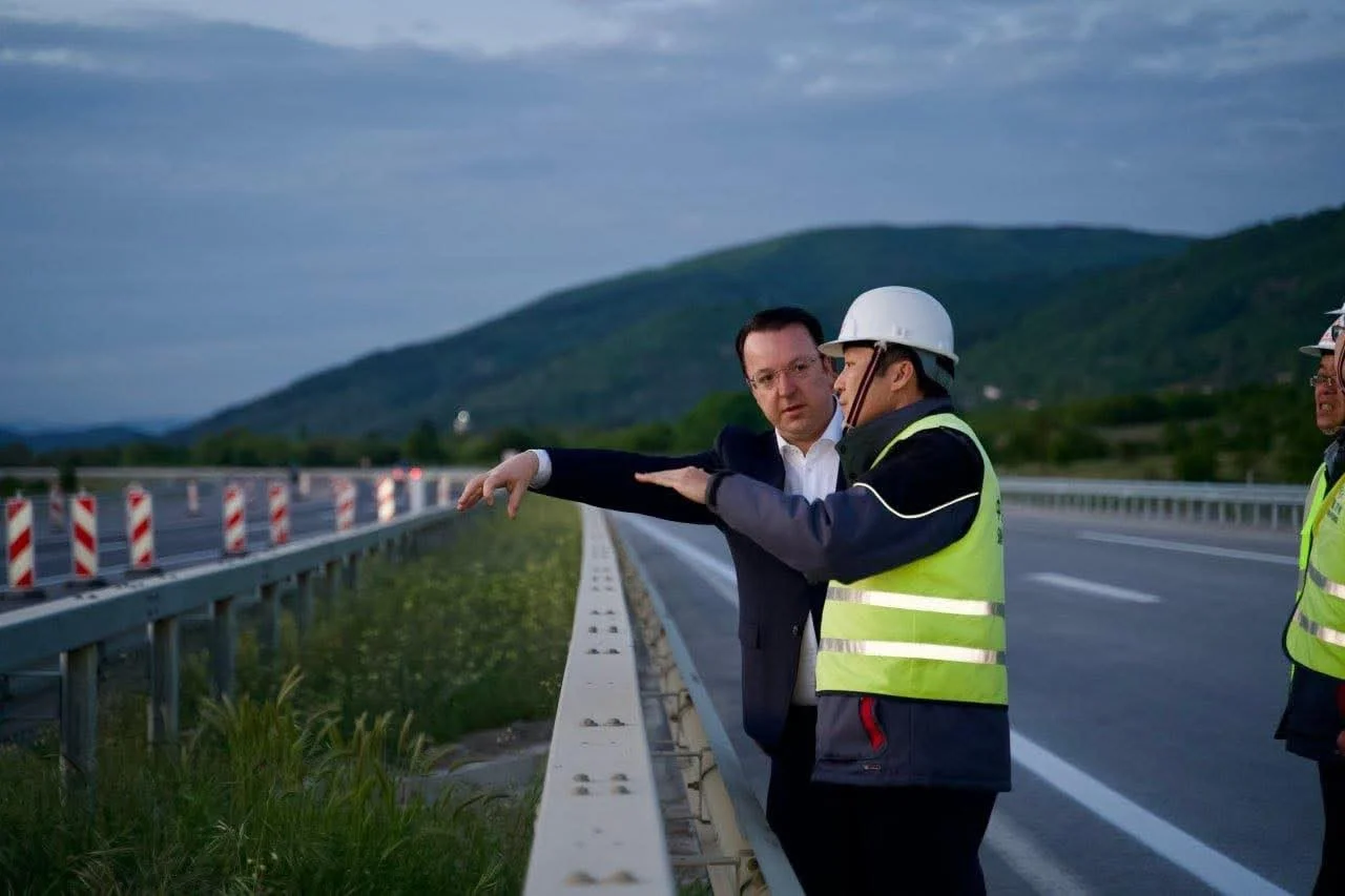 Николоски и Трајановски на ноќен увид: Од утре нова делница во функција на автопатот Охрид–Кичево