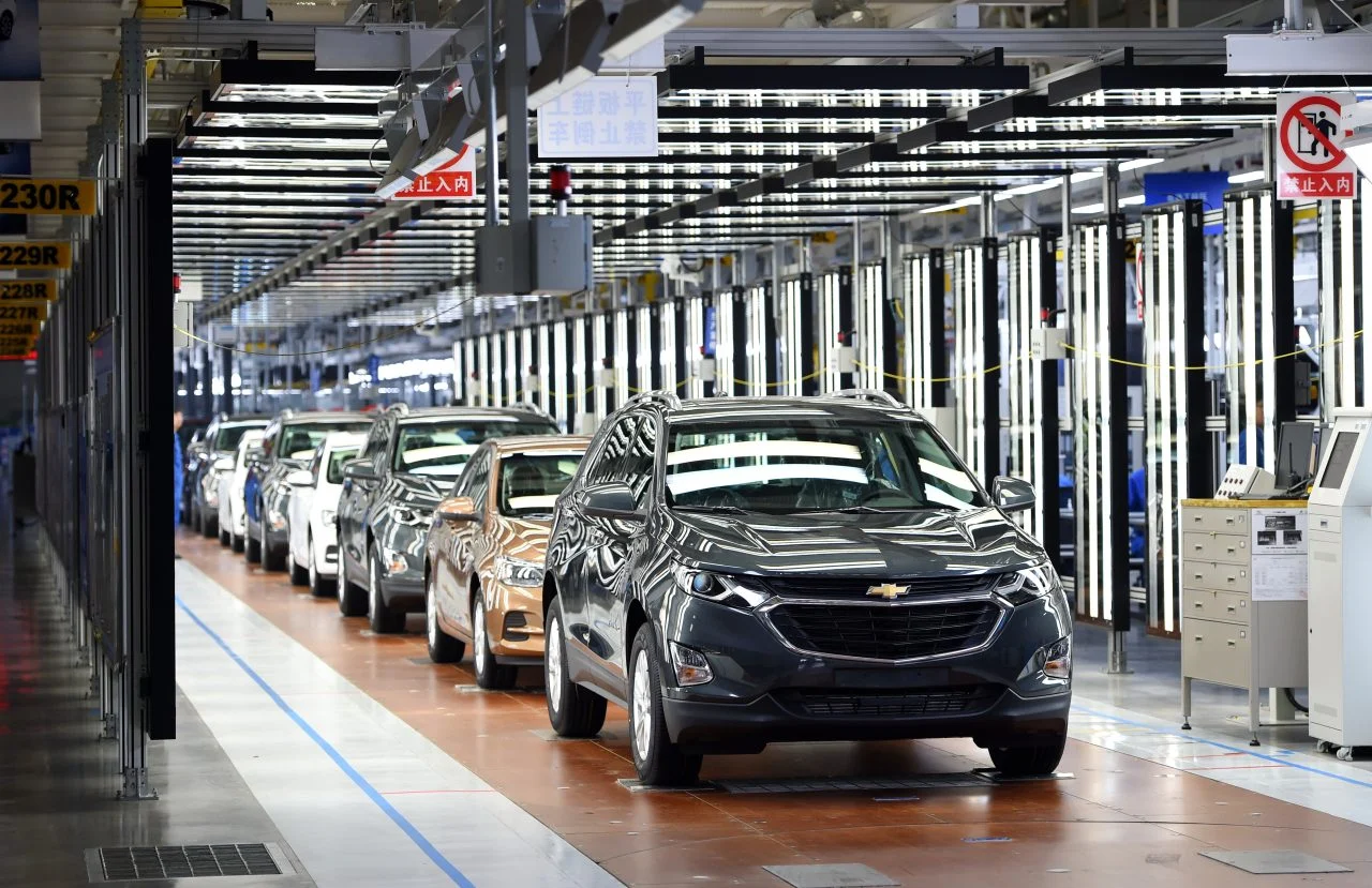 Пентагон сака Форд и Џенерал Моторс да почнат со производство на оружје, објави „Волстрит журнал“