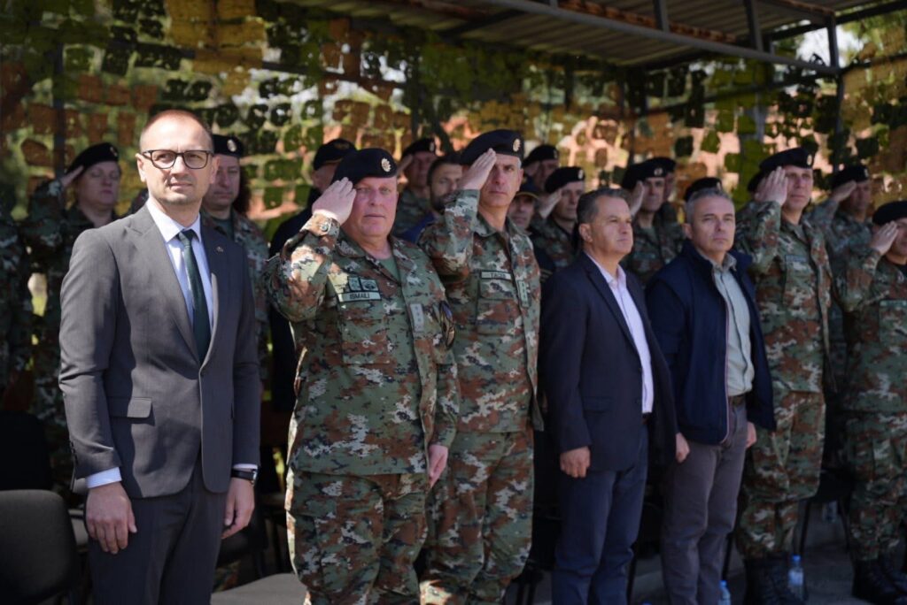 Проданоски: Прилеп со гордост ја негува воената традиција и честа