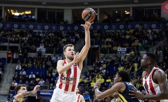 Саша Везенков е прогласен за најкорисен играч на Евролигата