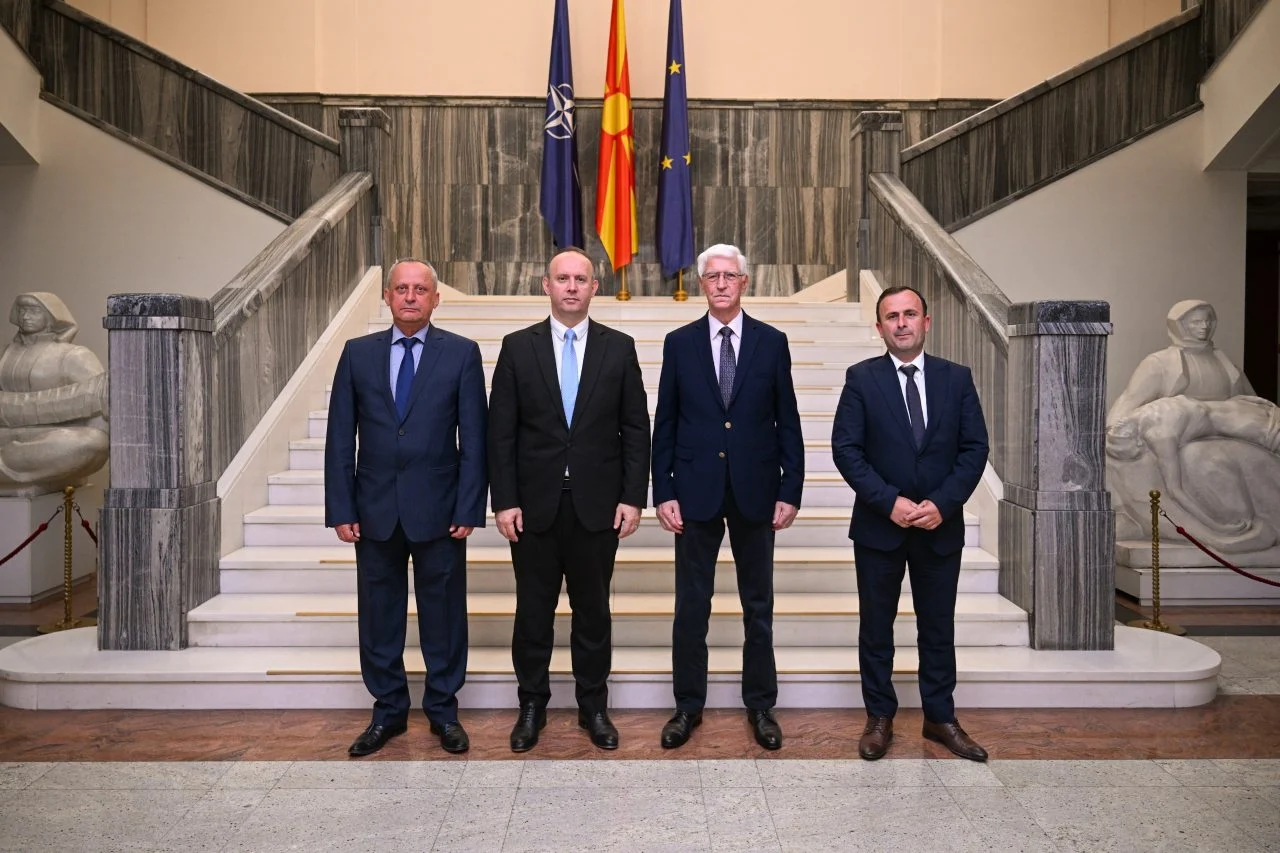 Средба во Собранието: Гаши со Петковски, Вељаноски и Митрески за дигитализацијата, етичкиот кодекс и високото образование