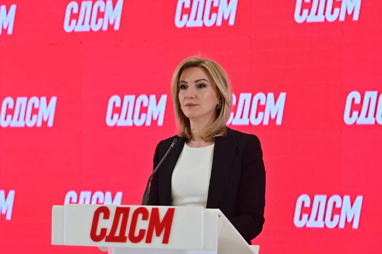 (Видео) СДСМ: Функционери на власта со бугарски пасоши глумат лажни патриоти