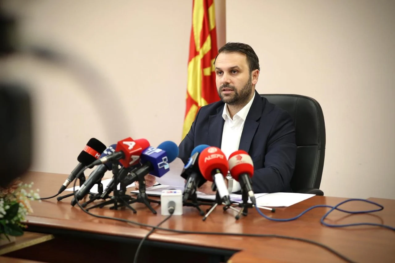 Дурмиши: Со новите мерки обезбедуваме директна поддршка за малите бизниси, занаетчиите и преработувачката индустрија