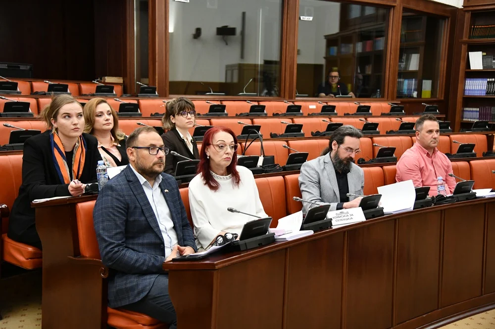Пет кандидати на интервју за член на ДКСК