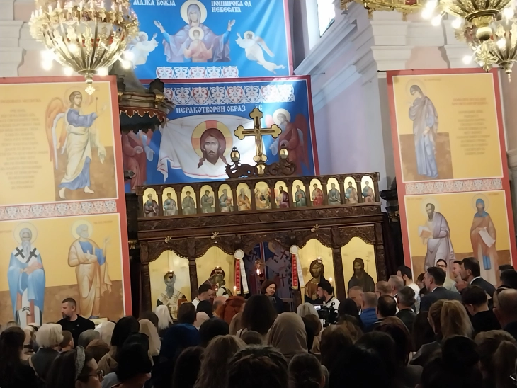 Претседателката ја посети Македонската православна црква во Љубљана