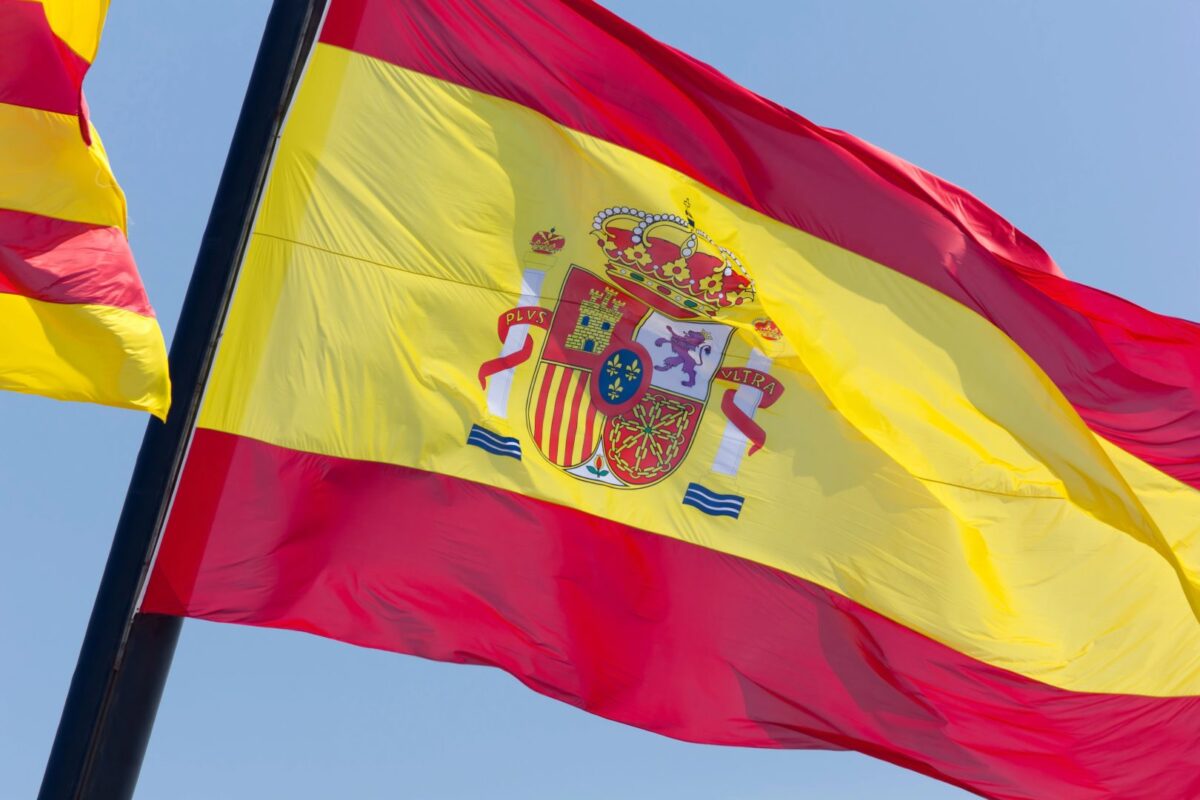 Шпанија: Не можеме секое утро да се будиме прашувајќи се што следно ќе направат САД
