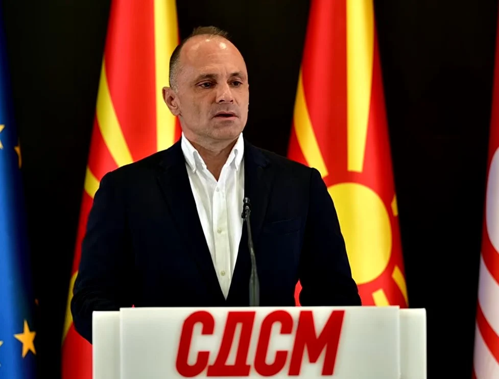 „Филипче е без црвени линии и ја релативизира бугарската негација на Македонија додека држи европска реторика, а соработува со бизнисмени со проруска ориентација“, велат од ВМРО-ДПМНЕ