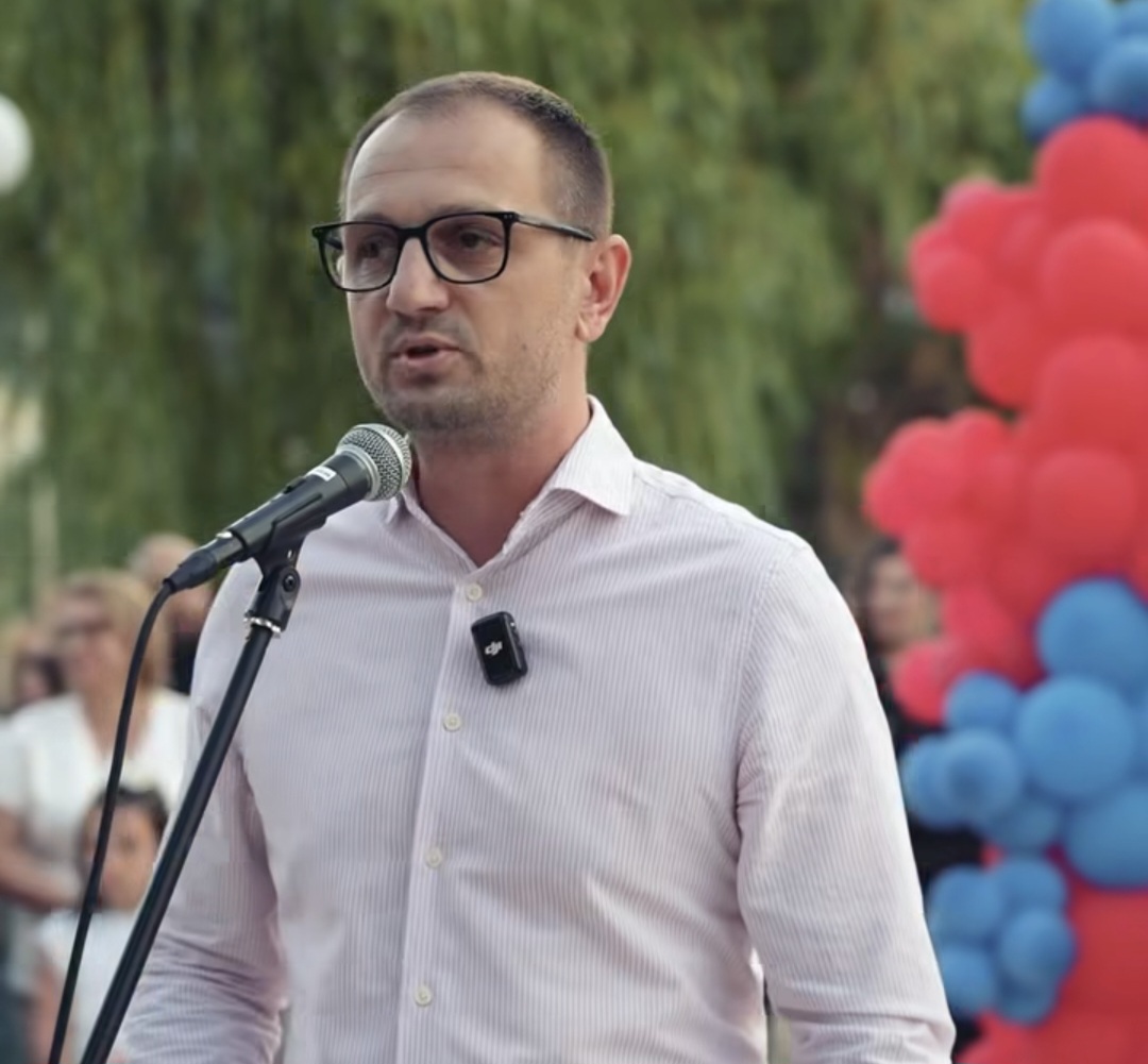 (ВИДЕО) Проданоски: Над еден милион денари за награди на најуспешните ученици – младите се гордоста и иднината на Прилеп