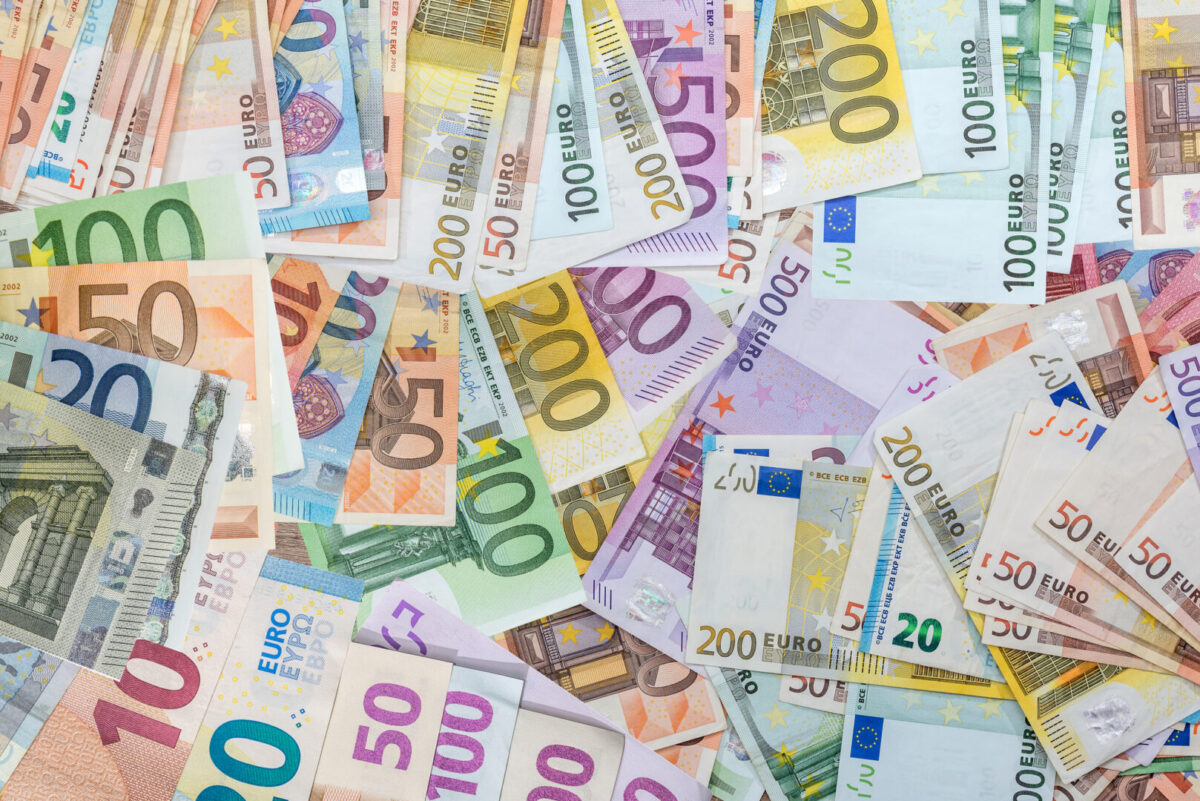 ВМРО-ДПМНЕ: Речиси 40 милиони евра за вработување на над 10.000 лица во 2026 година