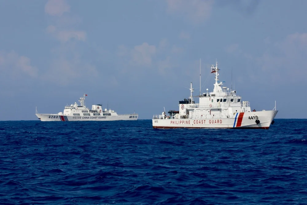Кина инсталира објект во Јужното Кинеско Море: Тензиите со Филипините растат
