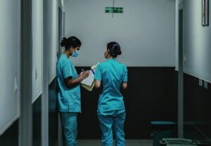 Лекарка која истражува заболувања од рак открива: Овие 4 намирници никогаш не ги јадете