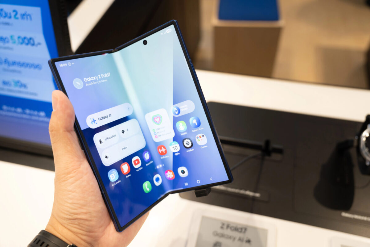 (ВИДЕО) Samsung конечно потврди: Новиот Galaxy Z Fold8 ја менува формата, еве што нè очекува
