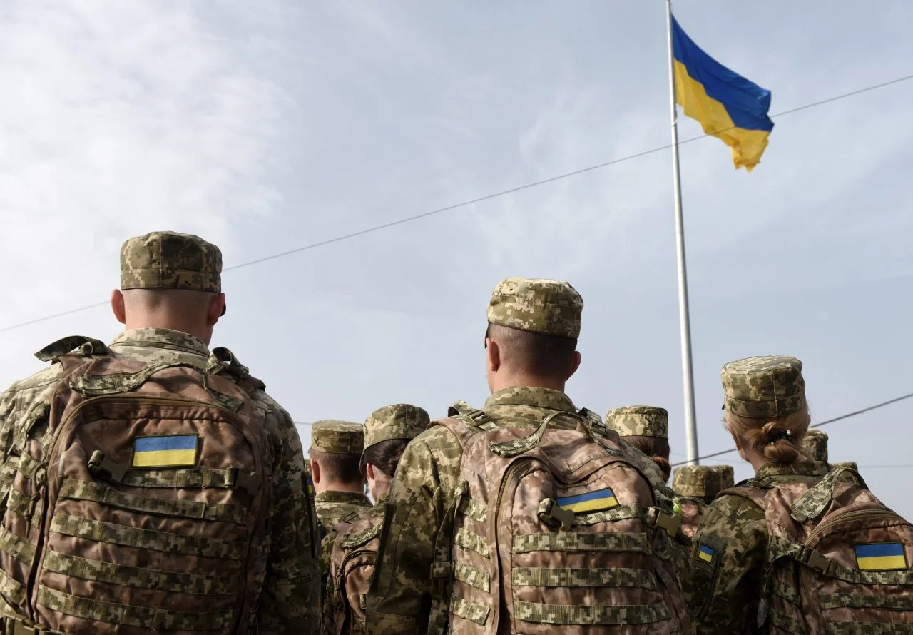 (Видео) Немири во Лавов за време на мобилизацијата, превртено воено возило