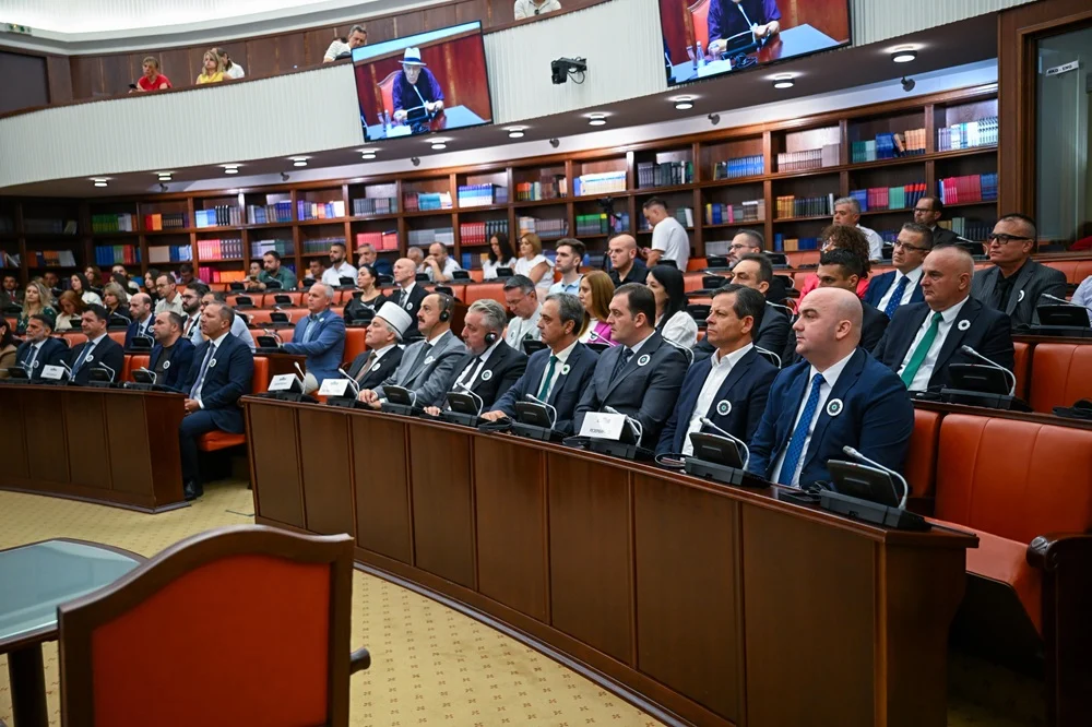 Во Собранието одбележан Меѓународниот ден на сеќавање на геноцидот во Сребреница