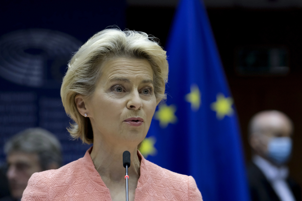Захарова: Урсула е голем лажливец, Русија никогаш не ги прекинала испораките на гас за Европа