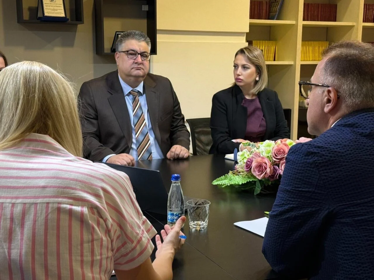 Минчев на работна средба со Баграт Тунјан од СИГМА: Продолжува партнерската соработка за унапредување на реформата на јавната администрација