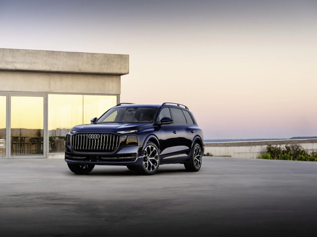 Новиот предводник на гамата – Audi Q9 ги редефинира просторот и удобноста како прв модел од ваков вид