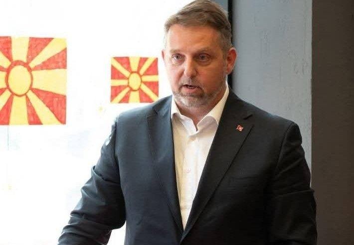 СДСМ тврди дека Лукровски сакал да поднесе оставка, но Мицкоски не му дозволил