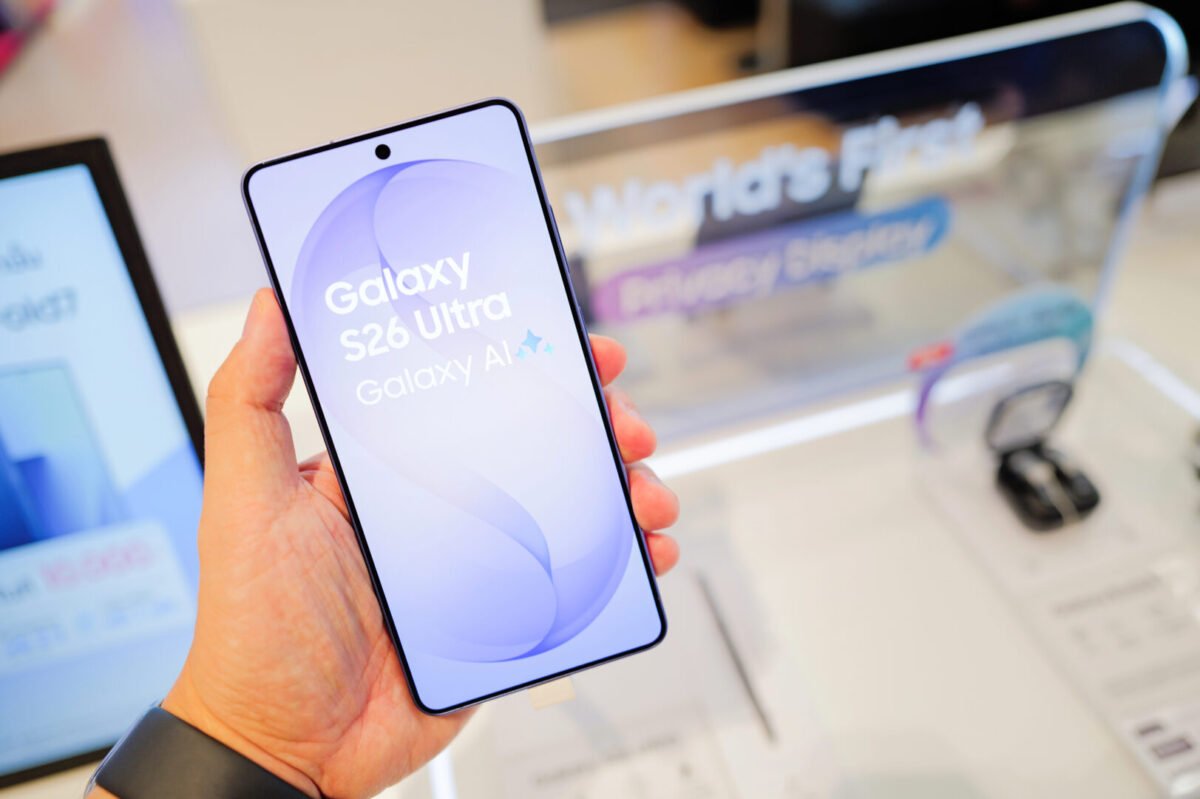Samsung Galaxy S26 Ultra – најавено решение за црвеникавата боја на екранот