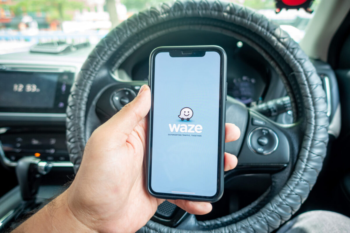 Waze добива големо AI ажурирање: Апликацијата сега учи како да возите