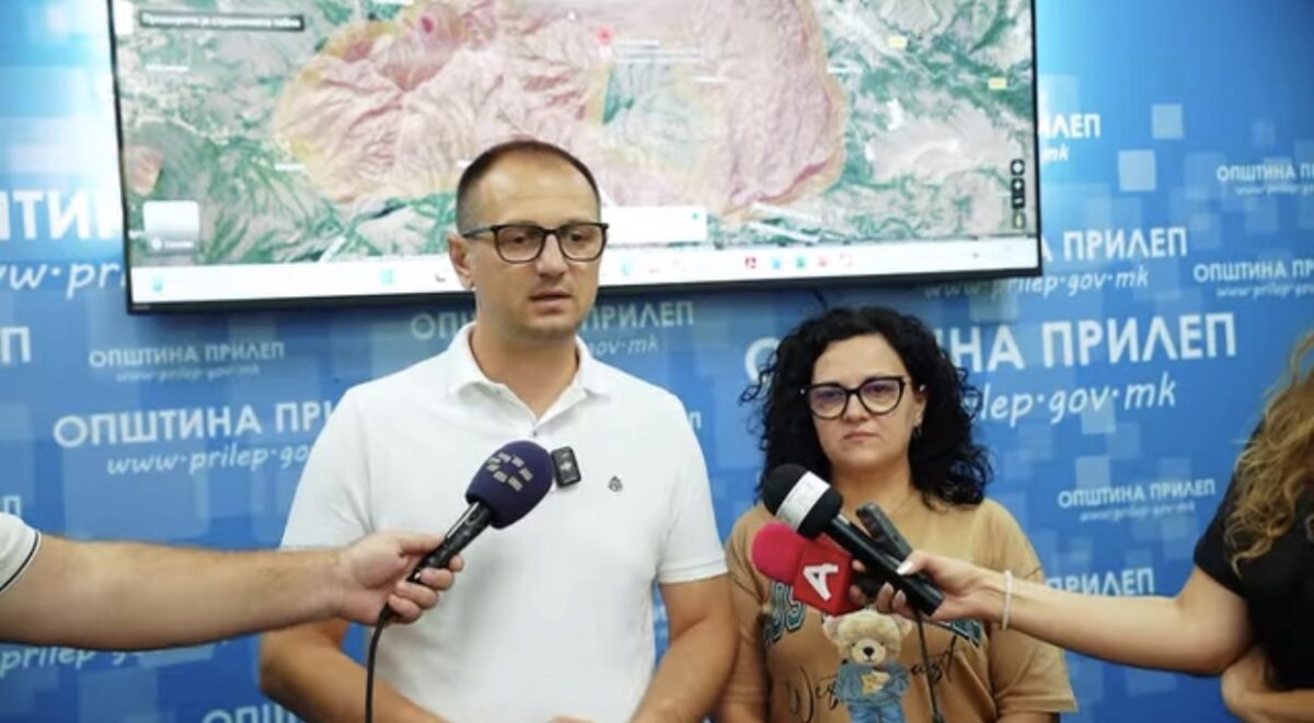 ВИДЕО – Проданоски: Повеќе од 100 луѓе се борат со пожарот во Мариово, населените места не се загрозени