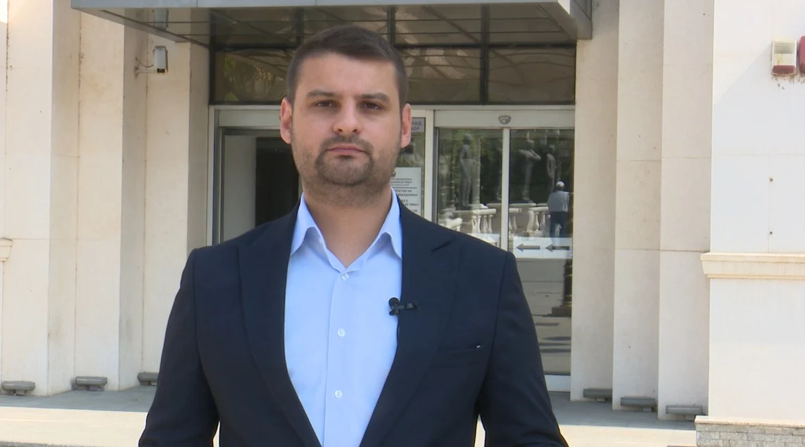 (Видео) СДСМ поднесе кривична против полициски службеници и Манасиевски за објавување службена тајна
