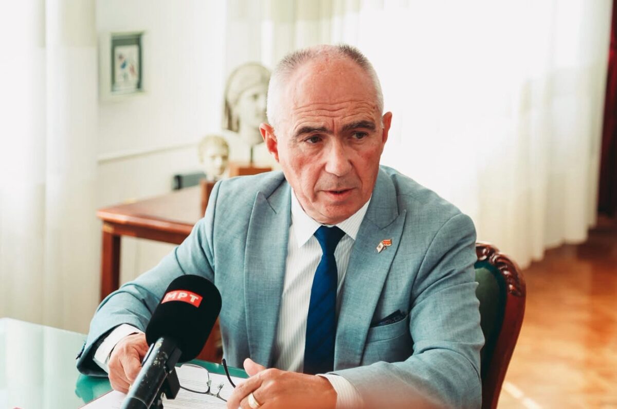 Коњановски: Со над 310 милиони денари ја унапредуваме училишната спортска инфраструктура во Битола