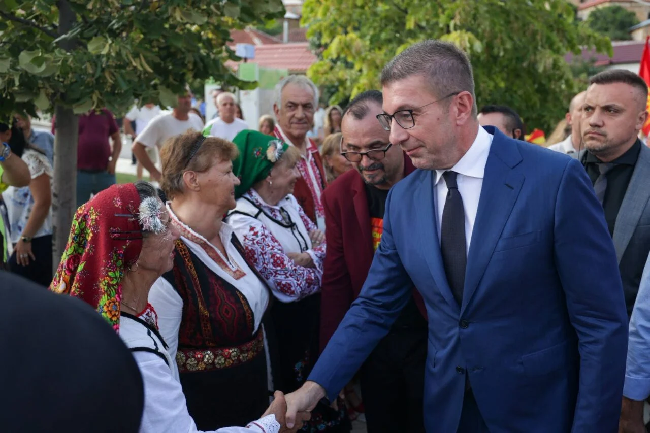 Мицкоски: Мала Преспа е доказ дека границите можат да ги поделат териториите, но не можат да го избришат јазикот, културата и чувството на припадност