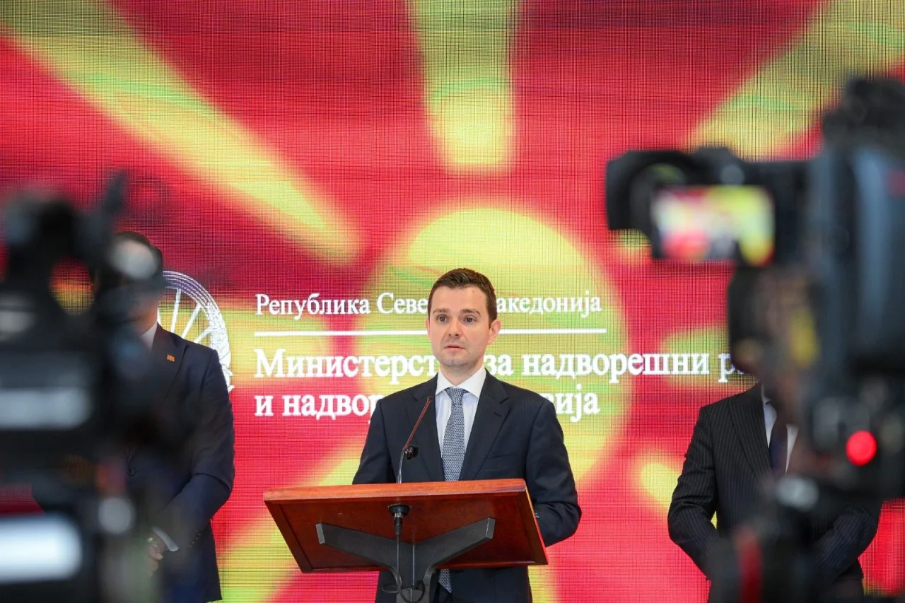 СДСМ: Муцунски води тајни разговори за иднината на Македонија и бара имунитет, додека резултати нема!