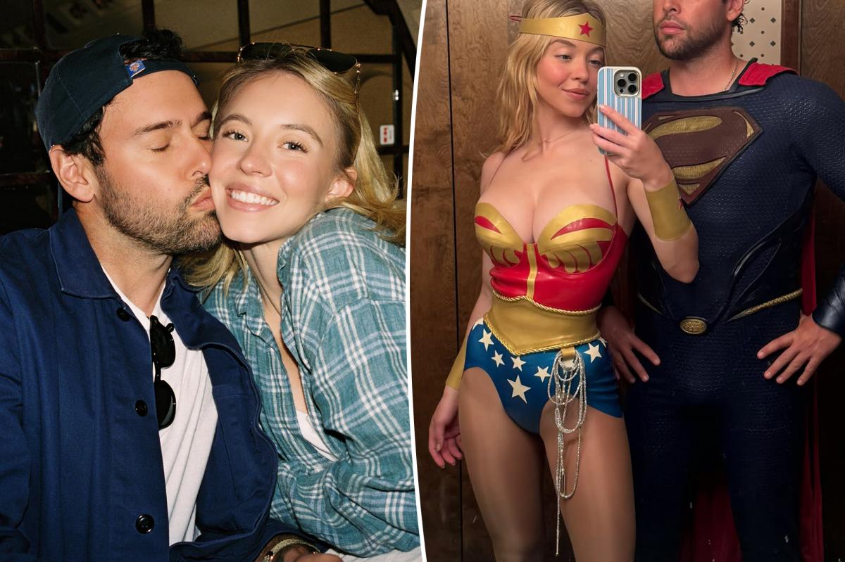 Сидни Свини како Wonder Woman, Скутер Браун како Superman: Ѕвездената двојка во суперхеројско издание на летен одмор