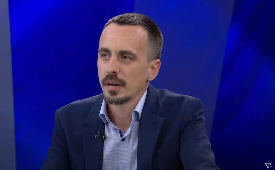 Колумна на Ервин Никола: Пустец повторно заложник на три спротивставени интереси