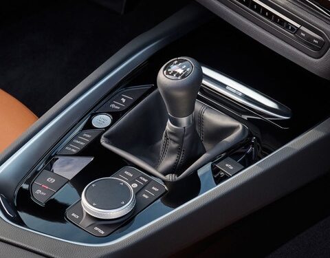 Крај на една автомобилска ера: BMW M се откажува од мануелниот менувач и покрај огромната побарувачка