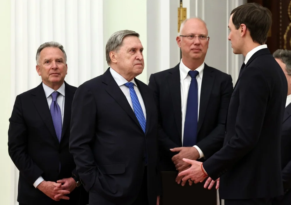 Пратениците на Трамп слетаа во Москва: донесоа нов предлог за завршување на војната