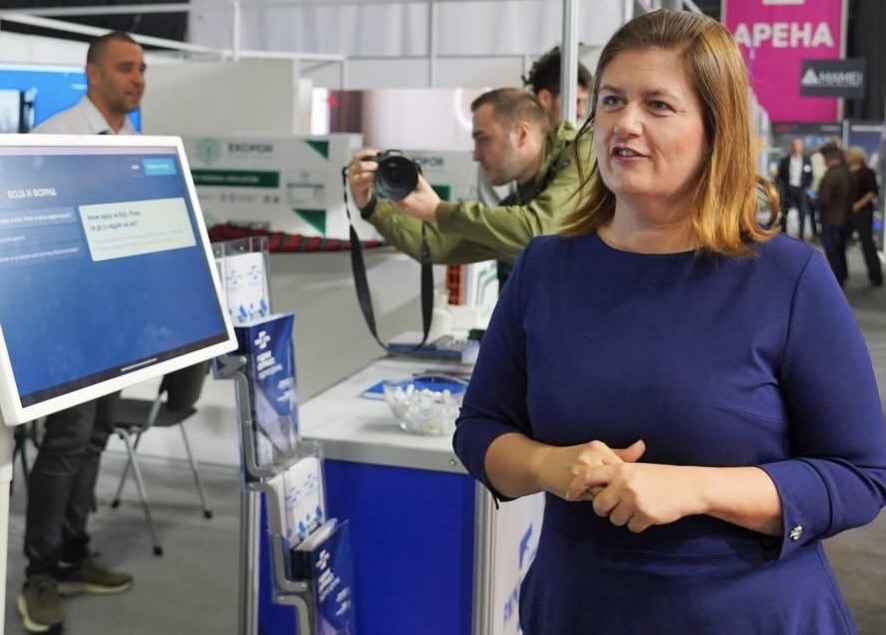 Божиновска: ЕСМ продава евтина струја, попустот на ОКТА продолжува, познати роковите за гасоводите