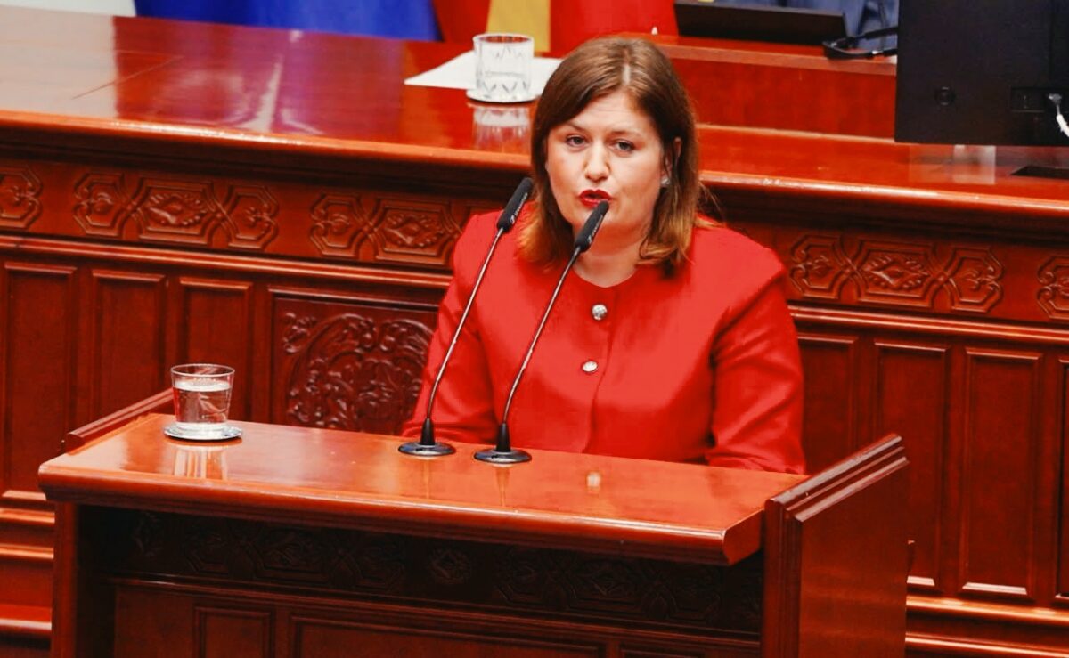 Божиновска со заблагодарност до подносителите на интерпелацијата: „Ми дадовте можност да ја претставам нашата работа“