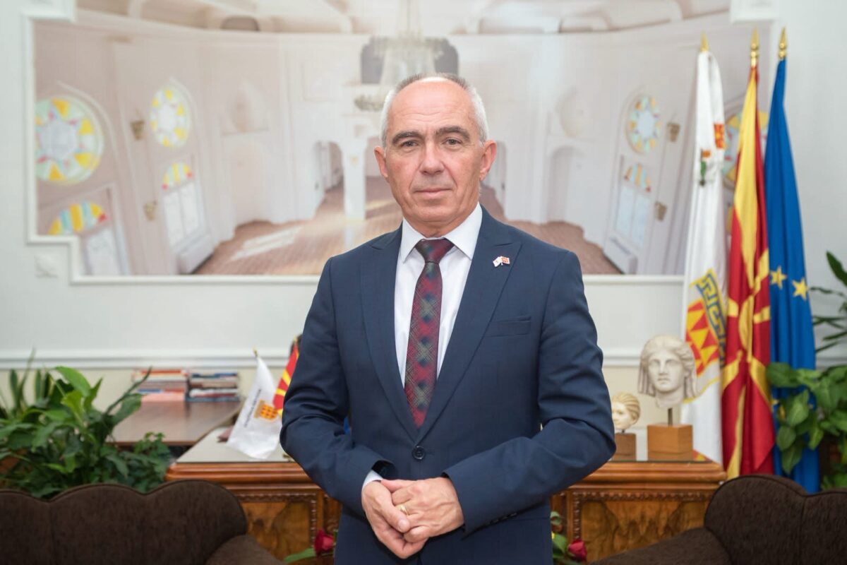 Коњановски: 11 Октомври нѐ обврзува да ја чуваме слободата и да градиме подобра иднина