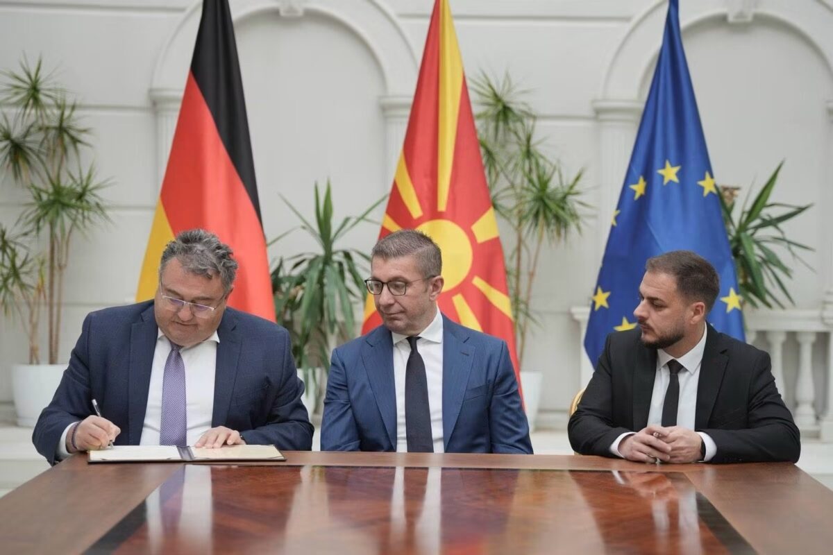 Мицкоски: Новата инвестиција на „Кромберг и Шуберт“ во Битола предвидува 2.000 работни места