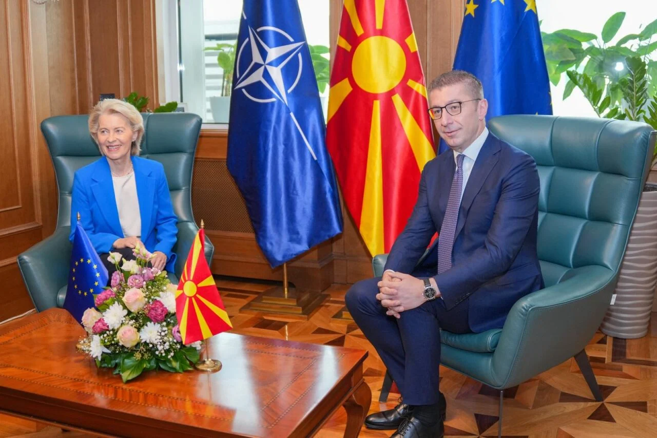 Очекувам некој дијалог на коњопој, вели Мицкоски по барањето Муцунски да се сретне со Петрова