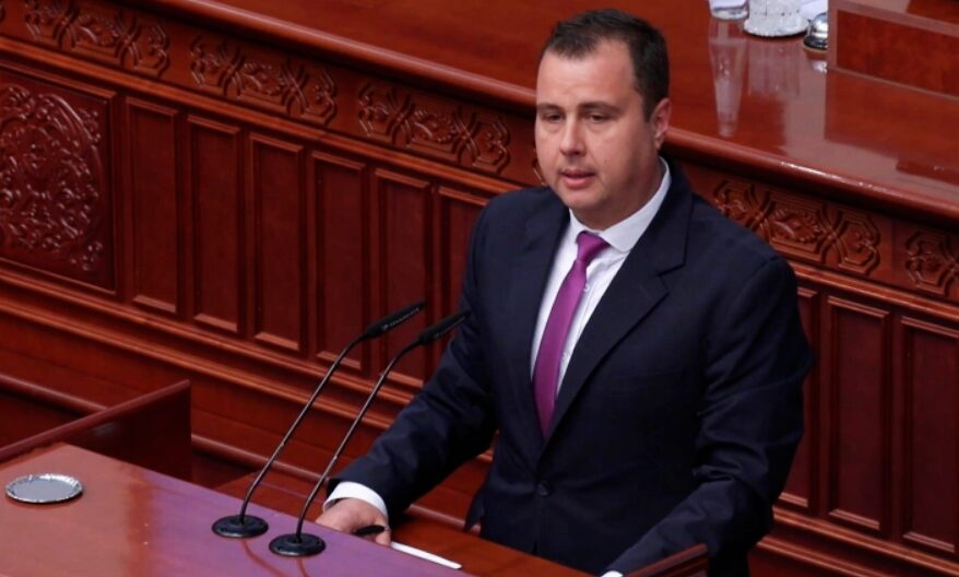 Пренџов: Ако опозицијата е убедена во интерпелацијата, зошто нејзините првенци не учествуваат во дебатата?