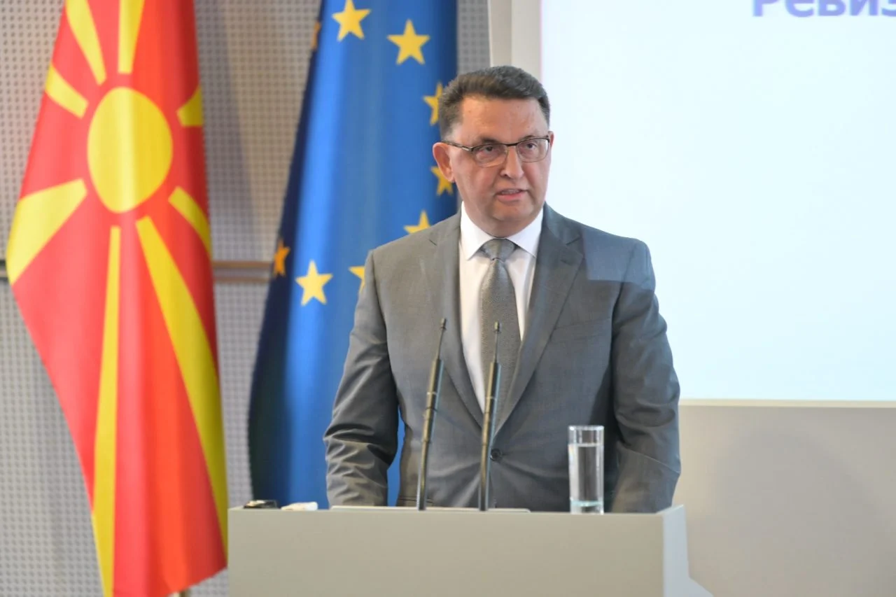 Славески: Самиот факт дека средства се префрлаат од една во друга земја не значи дека станува збор за сомнителна активност